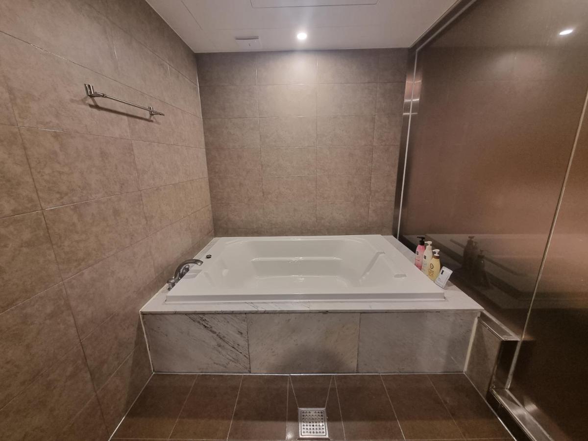 优碧酒店 晋州市 外观 照片